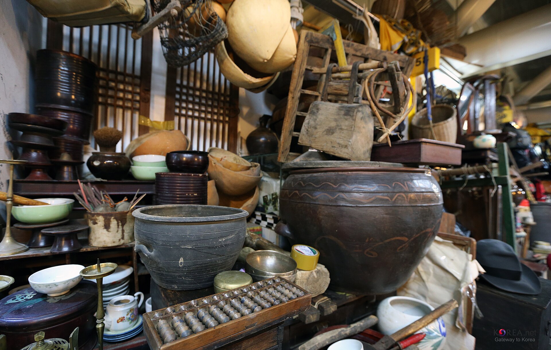 Old earthenware jars, abacuses and household antiques